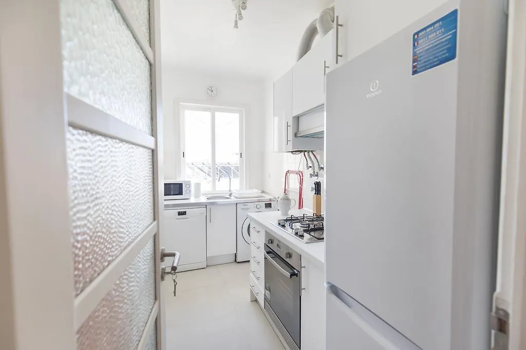 Appartamento Lovelystay - Bonsai Light And Comfort Flat Lisbona