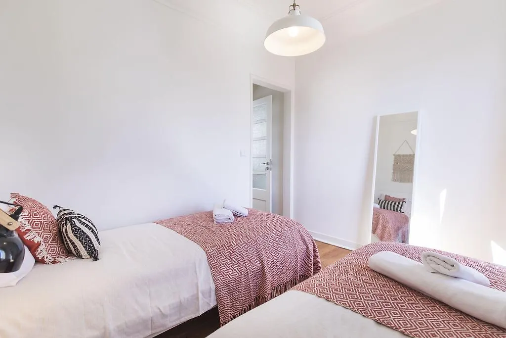 Lovelystay - Bonsai Light And Comfort Flat Lisbona Appartamento