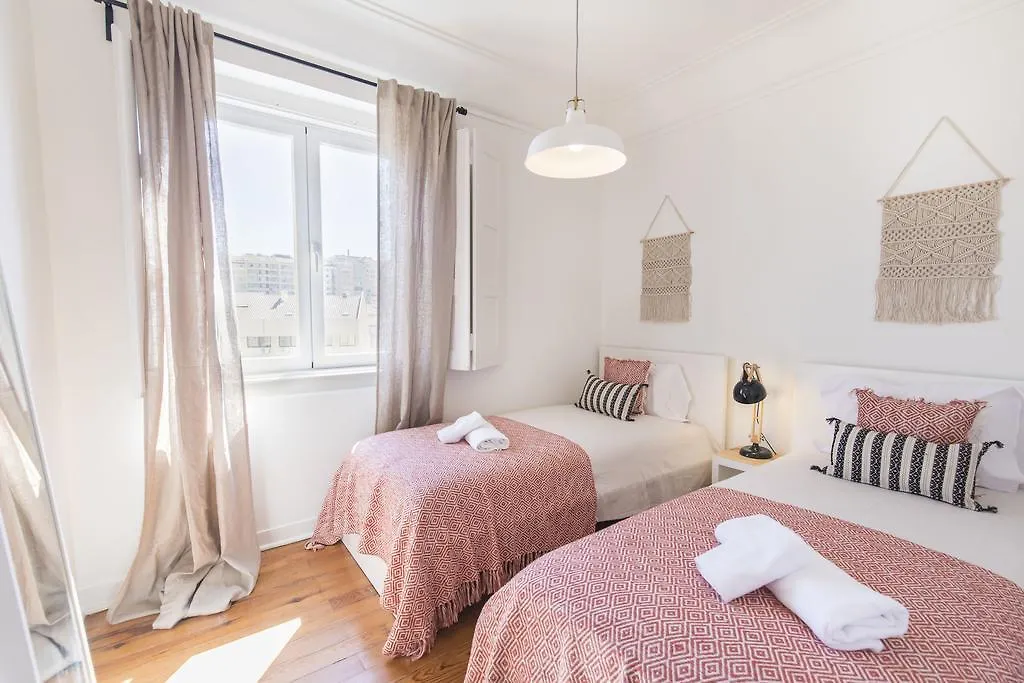 Lovelystay - Bonsai Light And Comfort Flat Lisbona Appartamento
